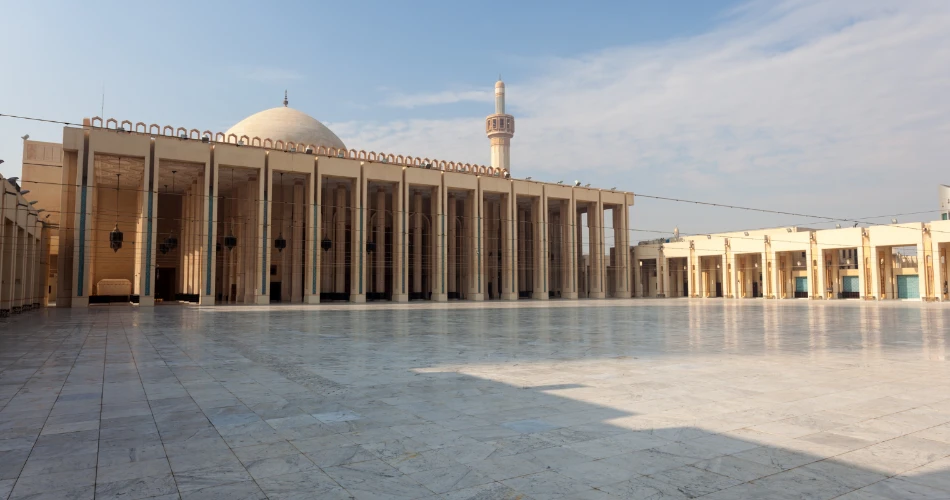 Kuveyt için Bir Gezginin Rehberi. Kulelerden Kıyılara