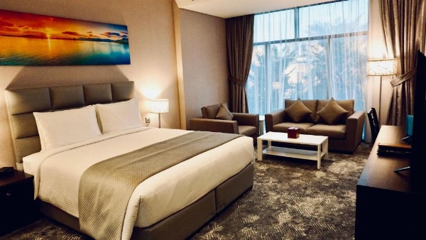 Al Kout Beach Hotel image 43