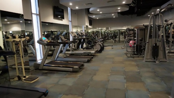 Al Kout Beach Hotel image 5
