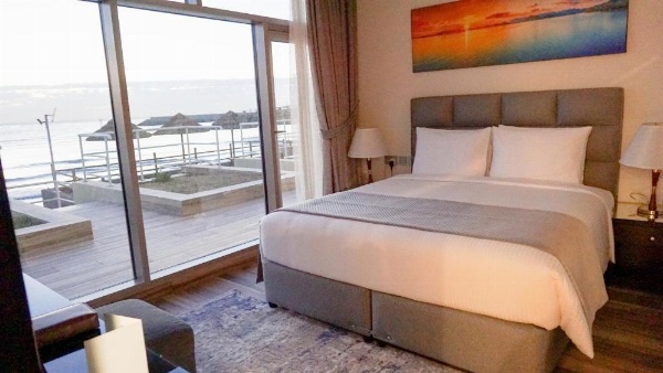 Al Kout Beach Hotel image 9